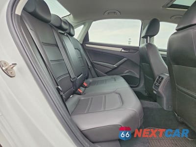 Zdjęcie 10 z 12 samochodu: 2021 VOLKSWAGEN PASSAT SE VIN:1VWSA7A32MC006195 - miniatura