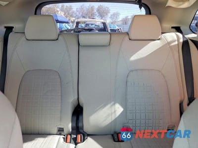 Zdjęcie 10 z 12 samochodu: 2024 HONDA HR-V LX VIN:3CZRZ1H32RM737142 - miniatura