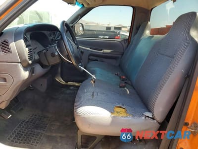 Zdjęcie 7 z 12 samochodu: 2001 DODGE RAM 2500 VIN:3B6KC26Z31M272630 - miniatura