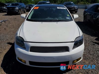 Piąte zdjęcie samochodu w środku: 2006 SCION TC BASE VIN:JTKDE167X60083841 - miniatura