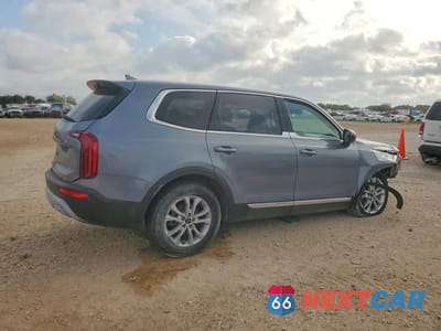Trzecie zdjęcie samochodu z tyłu: 2022 KIA TELLURIDE LX VIN:5XYP2DHC7NG229811 - miniatura