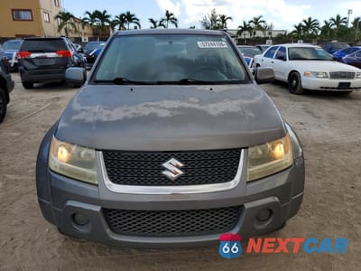 Piąte zdjęcie samochodu w środku: 2010 SUZUKI GRAND VITARA PREMIUM VIN:JS3TE0D2XA4100337 - miniatura