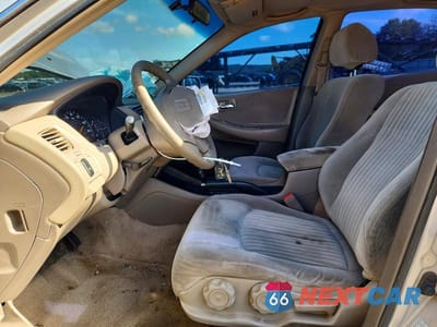 Zdjęcie 7 z 13 samochodu: 1998 HONDA ACCORD LX VIN:1HGCG5647WA153432 - miniatura