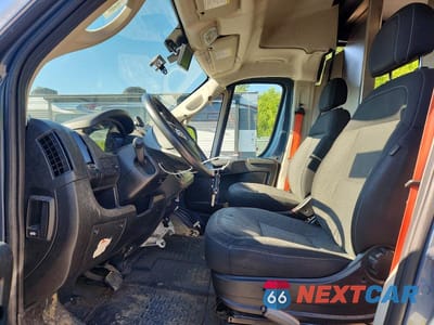 Zdjęcie 7 z 14 samochodu: 2020 RAM PROMASTER 3500 3500 HIGH VIN:3C6URVJG0LE136437 - miniatura