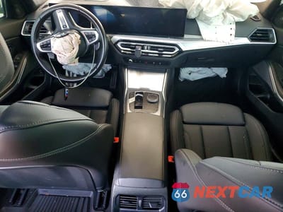 Zdjęcie 8 z 12 samochodu: 2024 BMW M340XI VIN:3MW49FF06R8E27197 - miniatura