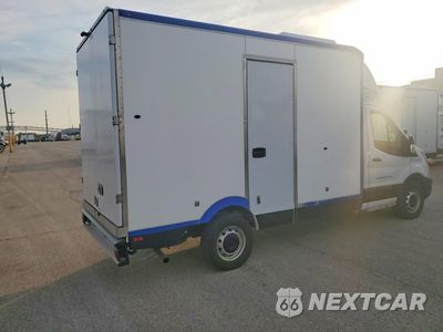 Trzecie zdjęcie samochodu z tyłu: 2022 FORD TRANSIT DELIVERY TRUCK VIN:1FDBW5Z87NKA20220 - miniatura