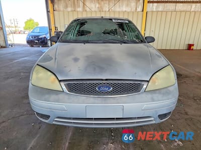 Piąte zdjęcie samochodu w środku: 2006 FORD FOCUS ZX4 VIN:1FAFP34N76W120189 - miniatura