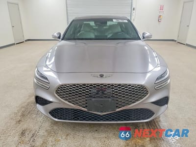 Piąte zdjęcie samochodu w środku: 2025 GENESIS G70 2.5T STANDARD VIN:KMTG34SC6SU155461 - miniatura