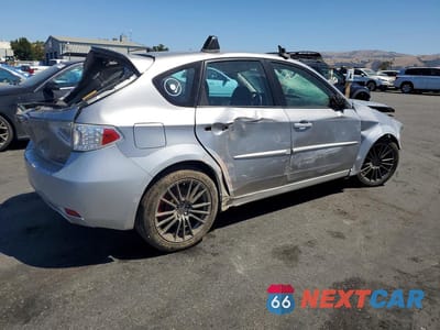 Trzecie zdjęcie samochodu z tyłu: 2011 SUBARU IMPREZA OUTBACK SPORT VIN:JF1GH6D62BG804048 - miniatura