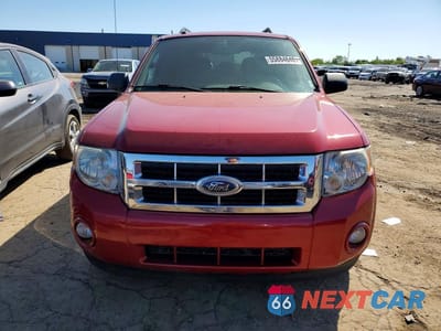 Piąte zdjęcie samochodu w środku: 2010 FORD ESCAPE XLT VIN:1FMCU9DG0AKA31814 - miniatura