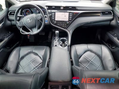Zdjęcie 8 z 13 samochodu: 2019 TOYOTA CAMRY HYBRID XLE VIN:4T1B21HK2KU520819 - miniatura