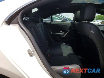 Zdjęcie 10 z 12 samochodu: 2025 MERCEDES-BENZ CLA 250 4MATIC VIN:W1K5J4HBXSN509010 - miniatura