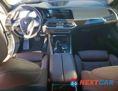Zdjęcie 8 z 13 samochodu: 2023 BMW X5 XDRIVE45E VIN:5UXTA6C03P9R11081 - miniatura