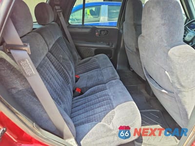 Zdjęcie 11 z 13 samochodu: 1999 CHEVROLET BLAZER VIN:1GNCS13WXX2188724 - miniatura