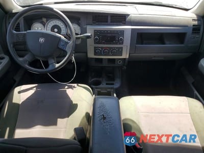 Zdjęcie 8 z 13 samochodu: 2008 DODGE DAKOTA QUAD SLT VIN:1D7HE48N58S567810 - miniatura