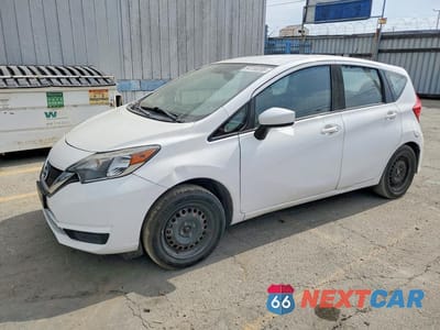 2017 NISSAN VERSA NOTE S PLUS 3N1CE2CP9HL372442 - główne zdjęcie licytacji z USA - miniatura