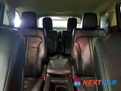 Zdjęcie 10 z 13 samochodu: 2016 LINCOLN MKT VIN:2LMHJ5AT7GBL02674 - miniatura