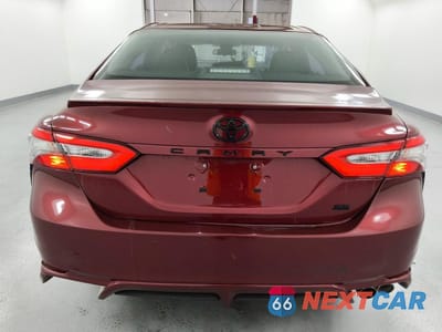 Zdjęcie 6 z 13 samochodu: 2018 TOYOTA CAMRY SE VIN:4T1B11HK3JU616749 - miniatura