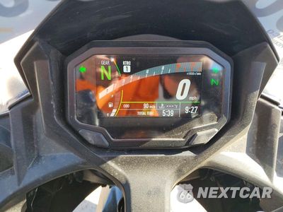 Zdjęcie 7 z 9 samochodu: 2026 KAWASAKI EX650 R VIN:ML5EXER17TDAH2670 - miniatura