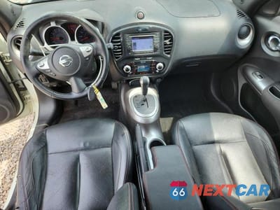 Zdjęcie 8 z 13 samochodu: 2012 NISSAN JUKE S VIN:JN8AF5MR7CT115551 - miniatura