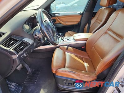 Zdjęcie 7 z 12 samochodu: 2009 BMW X5 XDRIVE48I VIN:5UXFE83529L169609 - miniatura
