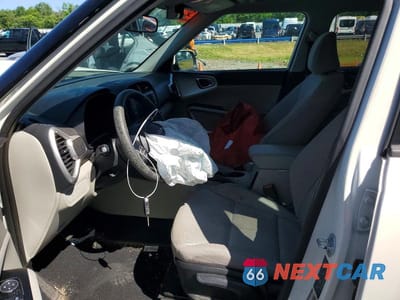Zdjęcie 7 z 13 samochodu: 2023 KIA SOUL LX VIN:KNDJ23AU5P7843646 - miniatura