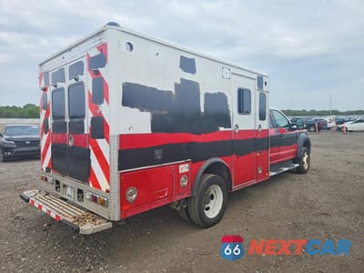 Trzecie zdjęcie samochodu z tyłu: 2017 FORD F550 SUPER DUTY VIN:1FD0X5HT9HED73071 - miniatura
