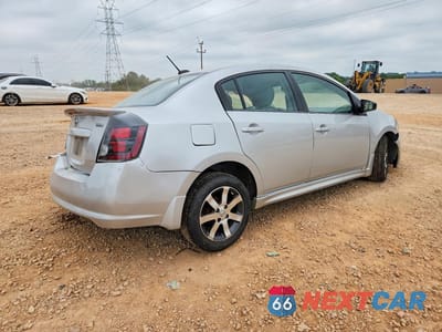 Trzecie zdjęcie samochodu z tyłu: 2012 NISSAN SENTRA 2.0 VIN:3N1AB6AP4CL703821 - miniatura
