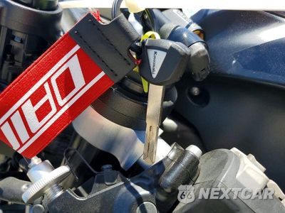 Zdjęcie 8 z 9 samochodu: 2025 KAWASAKI ZX1002 L VIN:JKBZXVL15SA018436 - miniatura