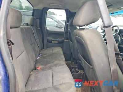 Zdjęcie 10 z 12 samochodu: 2013 CHEVROLET SILVERADO K1500 LT VIN:1GCRKSE70DZ197921 - miniatura