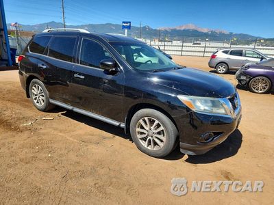 Czwarte zdjęcie samochodu z boku: 2014 NISSAN PATHFINDER SV VIN:5N1AR2MN7EC687913 - miniatura