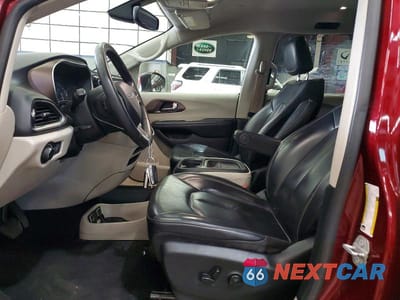 Zdjęcie 7 z 13 samochodu: 2020 CHRYSLER VOYAGER LXI VIN:2C4RC1DG2LR164338 - miniatura
