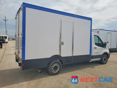 Trzecie zdjęcie samochodu z tyłu: 2023 FORD TRANSIT REFRIGERATED BOX TRUCK VIN:1FDBW5ZG2PKA23701 - miniatura