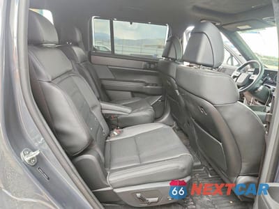 Zdjęcie 10 z 12 samochodu: 2025 HYUNDAI SANTA FE CALLIGRAPHY VIN:5NMP5DGL3SH084356 - miniatura