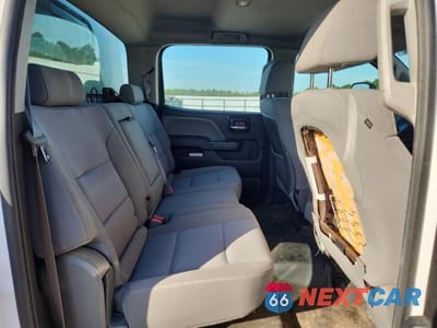 Zdjęcie 10 z 12 samochodu: 2015 CHEVROLET SILVERADO K2500 HEAVY DUTY VIN:1GB1KUE81FF122963 - miniatura