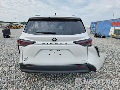 Zdjęcie 6 z 13 samochodu: 2026 TOYOTA SIENNA XLE 8-PASSENGER VIN:5TDYRKEC1TS325720 - miniatura