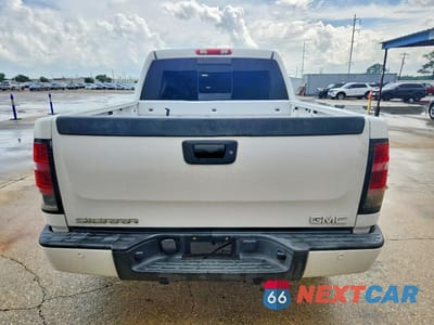 Zdjęcie 6 z 12 samochodu: 2008 GMC NEW SIERRA K1500 DENALI VIN:2GTEK638781127512 - miniatura