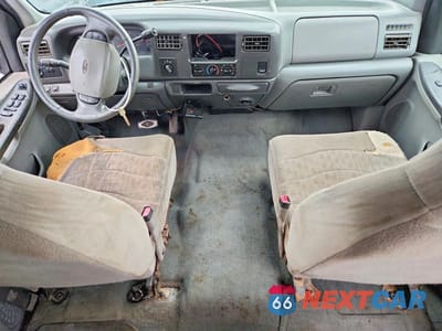 Zdjęcie 8 z 12 samochodu: 2002 FORD F350 SRW SUPER DUTY VIN:1FTSW31F62EB47201 - miniatura