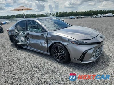 Czwarte zdjęcie samochodu z boku: 2025 TOYOTA CAMRY VIN:4T1DAACK3SU562421 - miniatura