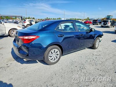 Trzecie zdjęcie samochodu z tyłu: 2019 TOYOTA COROLLA LE VIN:5YFBURHE2KP905575 - miniatura