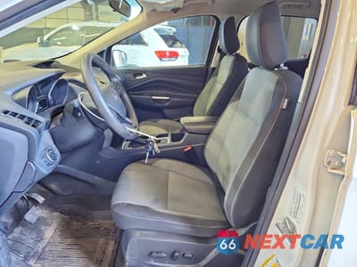 Zdjęcie 7 z 13 samochodu: 2018 FORD ESCAPE SE VIN:1FMCU9GD5JUB01295 - miniatura