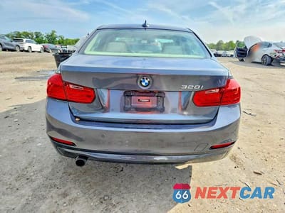 Zdjęcie 6 z 12 samochodu: 2013 BMW 320 I VIN:WBA3B1C54DK128852 - miniatura
