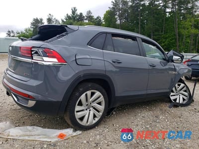 Trzecie zdjęcie samochodu z tyłu: 2021 VOLKSWAGEN ATLAS CROSS SPORT SE VIN:1V2HE2CA1MC221971 - miniatura