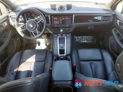 Zdjęcie 8 z 14 samochodu: 2021 PORSCHE MACAN VIN:WP1AA2A59MLB16954 - miniatura