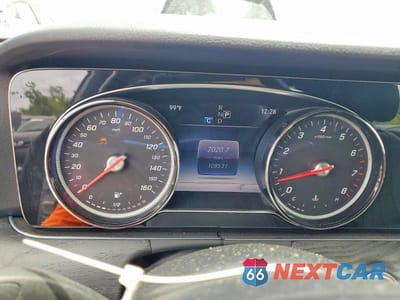 Zdjęcie 9 z 12 samochodu: 2018 MERCEDES-BENZ E 300 VIN:WDDZF4JB2JA324162 - miniatura