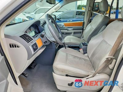 Zdjęcie 7 z 14 samochodu: 2008 CHRYSLER TOWN & COUNTRY LIMITED VIN:2A8HR64X28R104468 - miniatura
