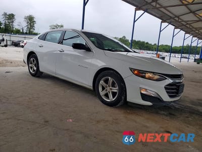 Czwarte zdjęcie samochodu z boku: 2023 CHEVROLET MALIBU LS VIN:1G1ZB5ST8PF115029 - miniatura