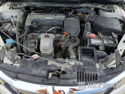 Zdjęcie 11 z 12 samochodu: 2016 HONDA ACCORD SPORT VIN:1HGCR2F68GA074766 - miniatura