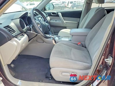 Zdjęcie 7 z 13 samochodu: 2013 TOYOTA HIGHLANDER PLUS VIN:5TDBK3EH5DS275871 - miniatura