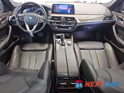Zdjęcie 8 z 12 samochodu: 2017 BMW 530 I VIN:WBAJA5C37HG896138 - miniatura
